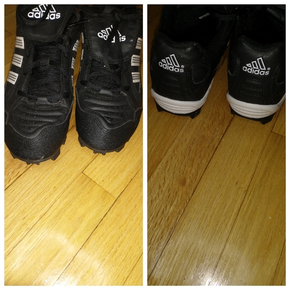 Adidas black and white  baseball cleats - Picture 4 of 4